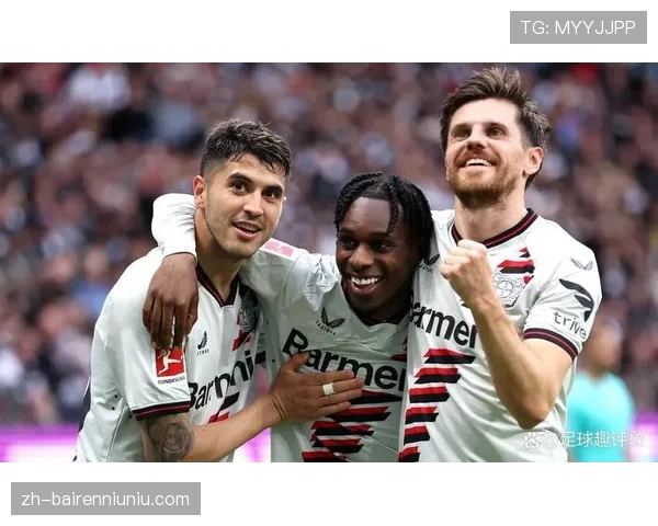 法兰克福官方确认：球队主力中卫因伤提前告别本赛季